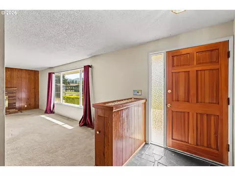 Entry Way - 298 51st St, Springfield, OR 97478 photo 1 of 1