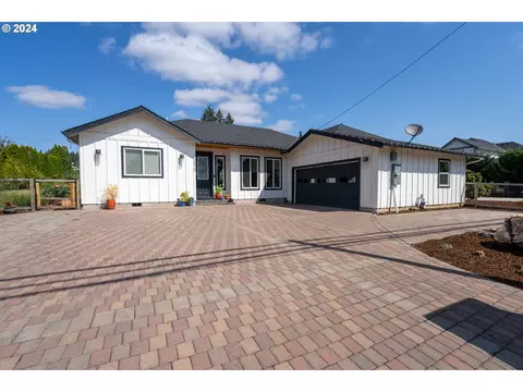 23075 NE Dayton Ave, Newberg, OR 97132