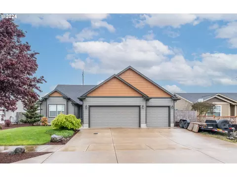 144 E Jadon Dr, Lebanon, OR 97355