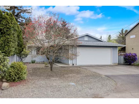 7023 SE 67th Ave, Portland, OR 97206