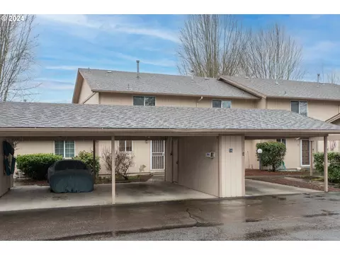 581 32nd Ave SE #2, Albany, OR 97322