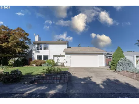 1415 Alexandra Ct, Woodburn, OR 97071