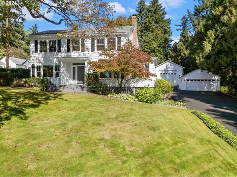 17400 SE Oatfield Rd, Milwaukie, OR 97267