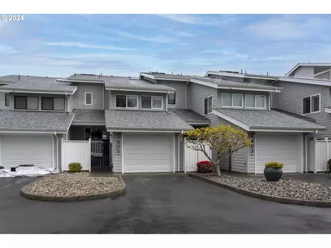 805 5th Ave, Hammond, OR 97121