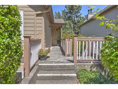 20020 Marigold Ct #22, West Linn, OR 97068