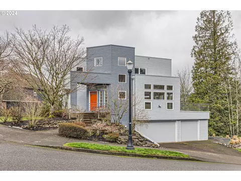 10360 NW Engleman St, Portland, OR 97229