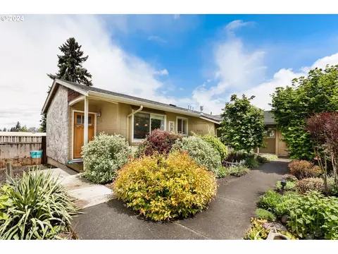 100 SE 73rd Ave, Portland, OR 97215