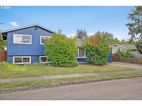 816 SE 142nd Ave, Portland, OR 97233