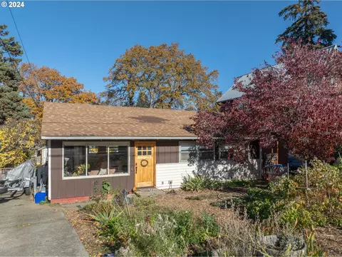 304 May St, Hood River, OR 97031