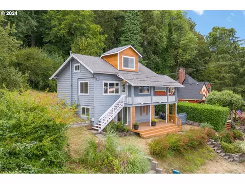 10117 NW Wilark Ave, Portland, OR 97231
