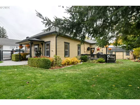 411 N Water St, Weston, OR 97886