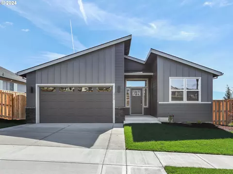 2210 E Badger Way, La Center, WA 98629