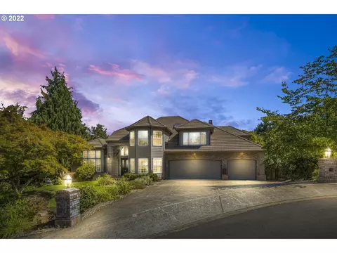 5208 NW Astor Ct, Camas, WA 98607