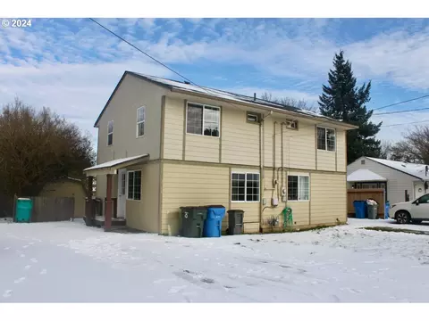 3708 E 13th St, Vancouver, WA 98661