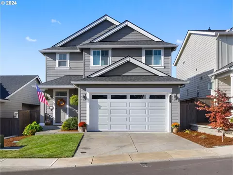465 NE Fremont Dr, Estacada, OR 97023
