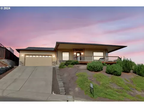 2620 Cascara Dr, Eugene, OR 97403