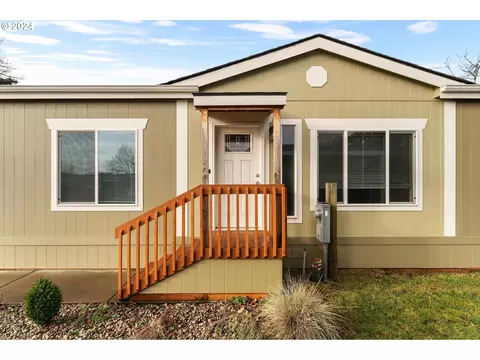 10701 SE Highway 212 #S3, Clackamas, OR 97015