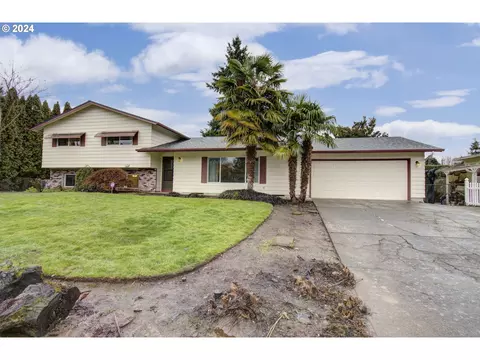 10109 NW 12th Ave, Vancouver, WA 98685