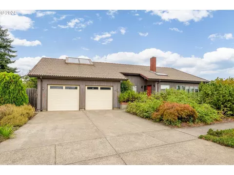 856 Northridge Ave, Springfield, OR 97477