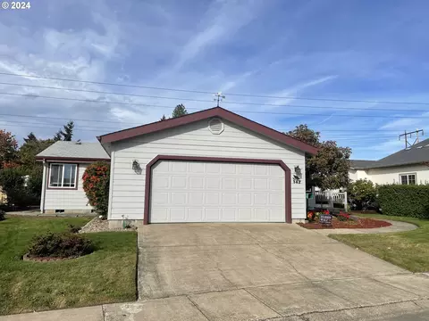 4055 Royal Ave #142, Eugene, OR 97402