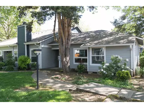 8366 SW Mohawk St SW, Tualatin, OR 97062