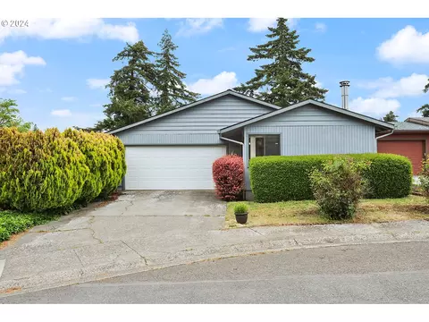 1029 25th St, Hood River, OR 97031