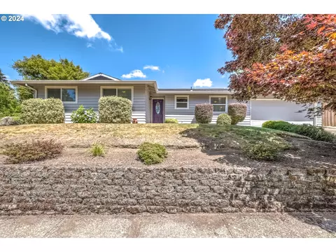 8545 SW Nestucca Ct, Tualatin, OR 97062