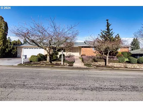 2612 NE 113th St, Vancouver, WA 98686