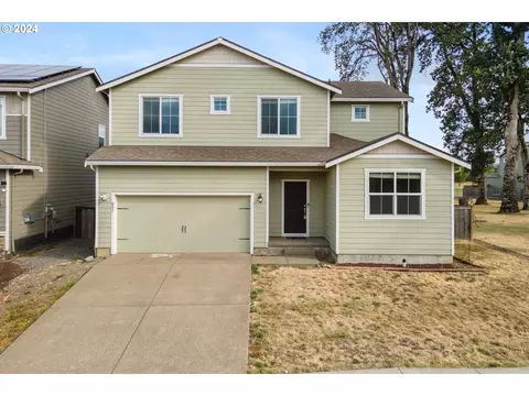 857 Bear Creek Dr, Molalla, OR 97038