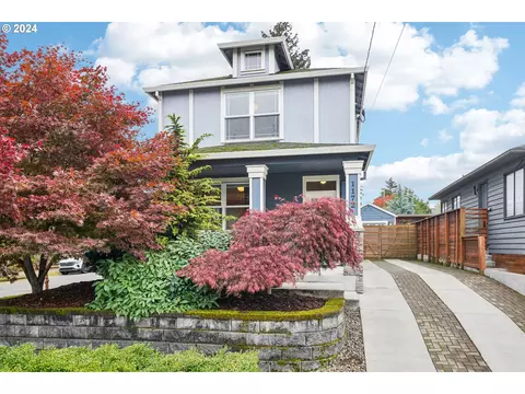 1172 NE Lenore St, Portland, OR 97211
