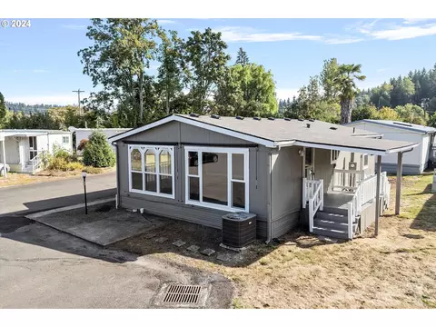 18830 Highway 99e #28, Oregon City, OR 97045