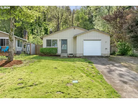 18616 Midhill Cir, West Linn, OR 97068