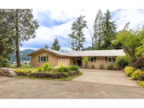 636 Crowe Ave, Drain, OR 97435