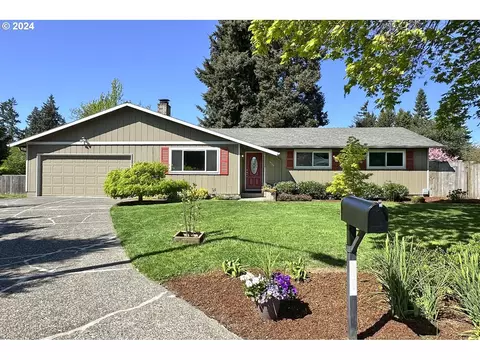 15729 SE Kaslin Way, Milwaukie, OR 97267