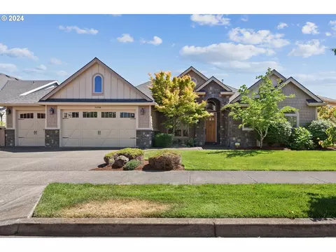 14788 SE Page Park Ct, Happy Valley, OR 97086