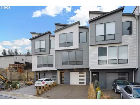 2355 N R St, Washougal, WA 98671