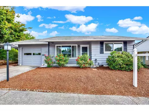 11730 SW King George Dr, Portland, OR 97224