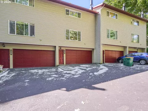 24106 NE Treehill Dr, Wood Village, OR 97060