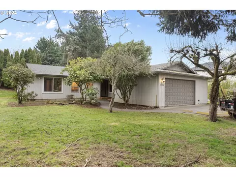 12413 NW 31st Ave, Vancouver, WA 98685