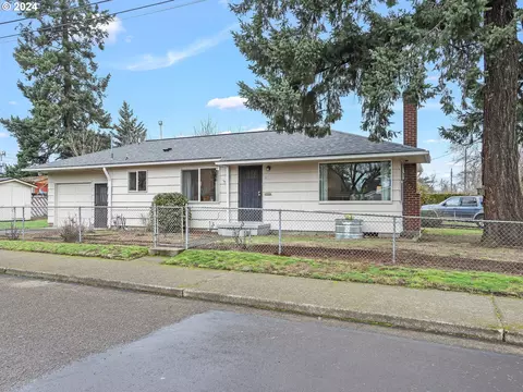 8331 SE Knapp St, Portland, OR 97266