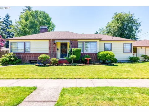 3132 NE Rosa Parks Way, Portland, OR 97211