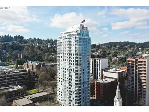 1500 SW 11th Ave #202, Portland, OR 97201
