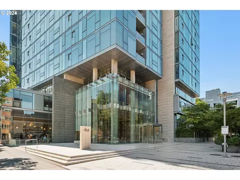 1221 SW 10th Ave #1301, Portland, OR 97205
