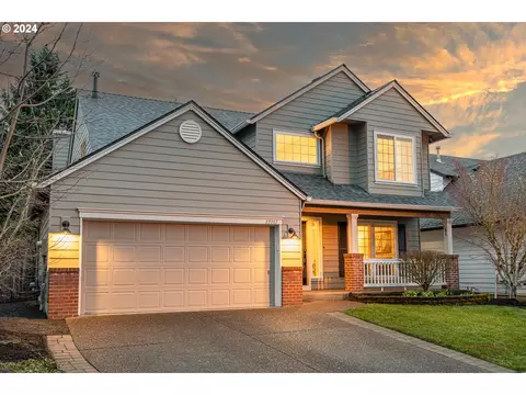 23767 SW Shady Grove Dr, Sherwood, OR 97140