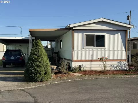 5552 Portland Rd NE #10, Salem, OR 97305