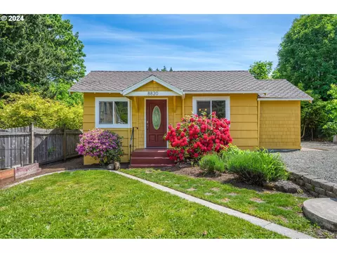 8820 SE 43rd Ave, Milwaukie, OR 97222
