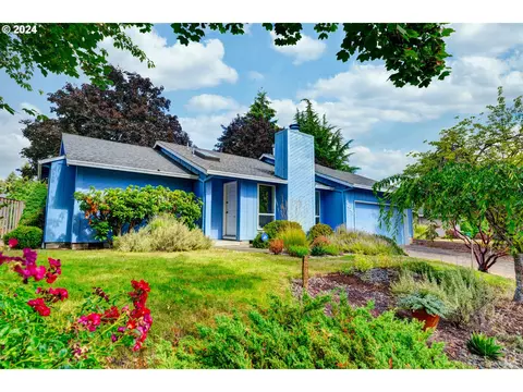 8625 SW Monticello St, Beaverton, OR 97008