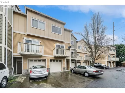 18465 SW Stepping Stone Dr, Beaverton, OR 97003