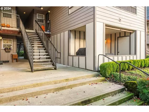 14019 NE 20th Ave #B10, Vancouver, WA 98686