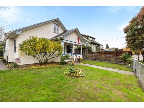 2338 N Russet St, Portland, OR 97217